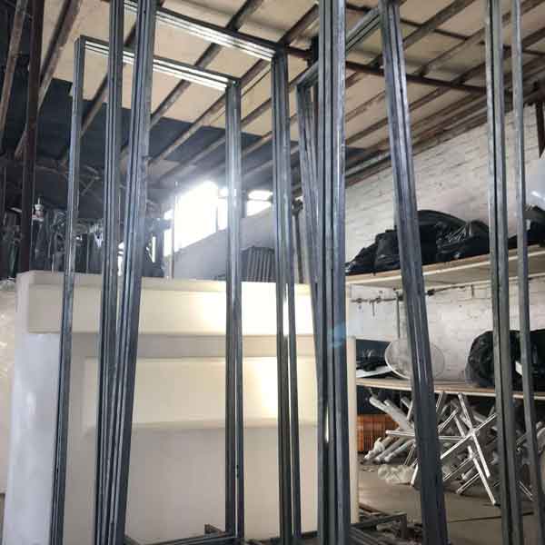 خدمات مجالس - پارتیشن فلزی