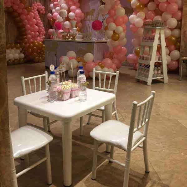 خدمات مجالس - میز کودک